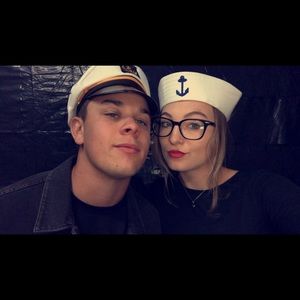 Meet your Posher, Taylor